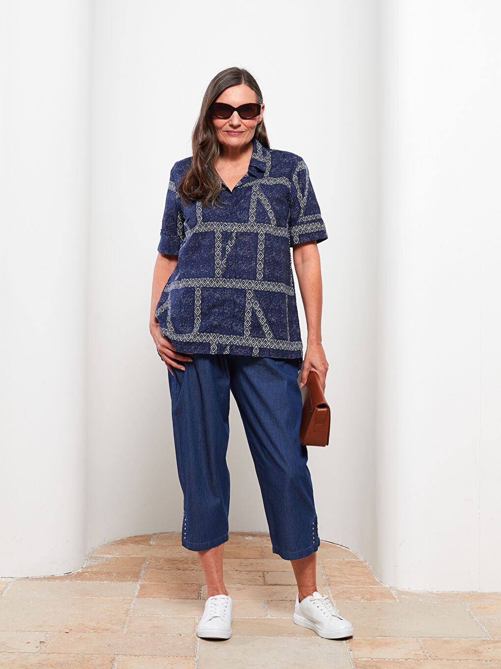 Chemise en Coton à Manches Courtes avec Fermeture à Boutons sur le Devant Imprimée pour Femmes-1