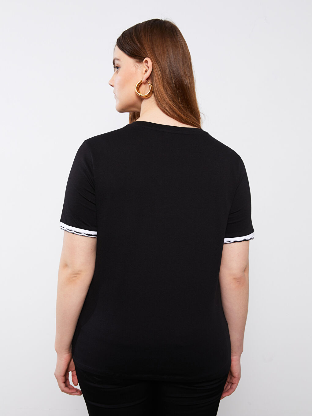 Siyah Büyük Beden Bisiklet Yaka Yazı Baskılı Kısa Kollu Pamuklu Kadın Tişört-4