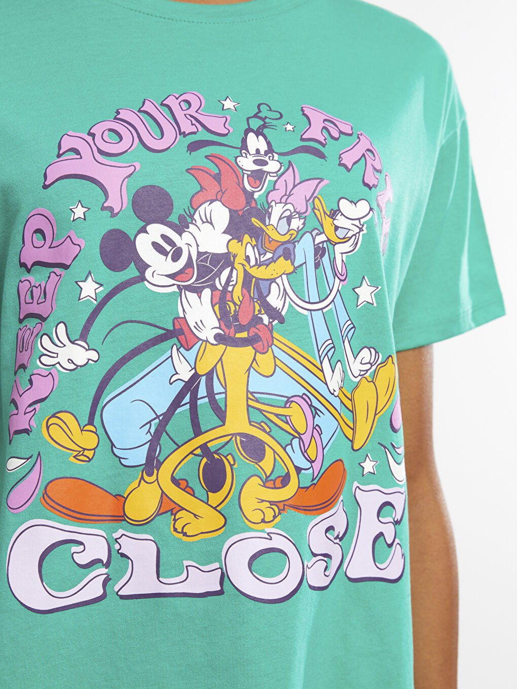 Yeşil Bisiklet Yaka Mickey Mouse Baskılı Kısa Kollu Kadın Tişört-3