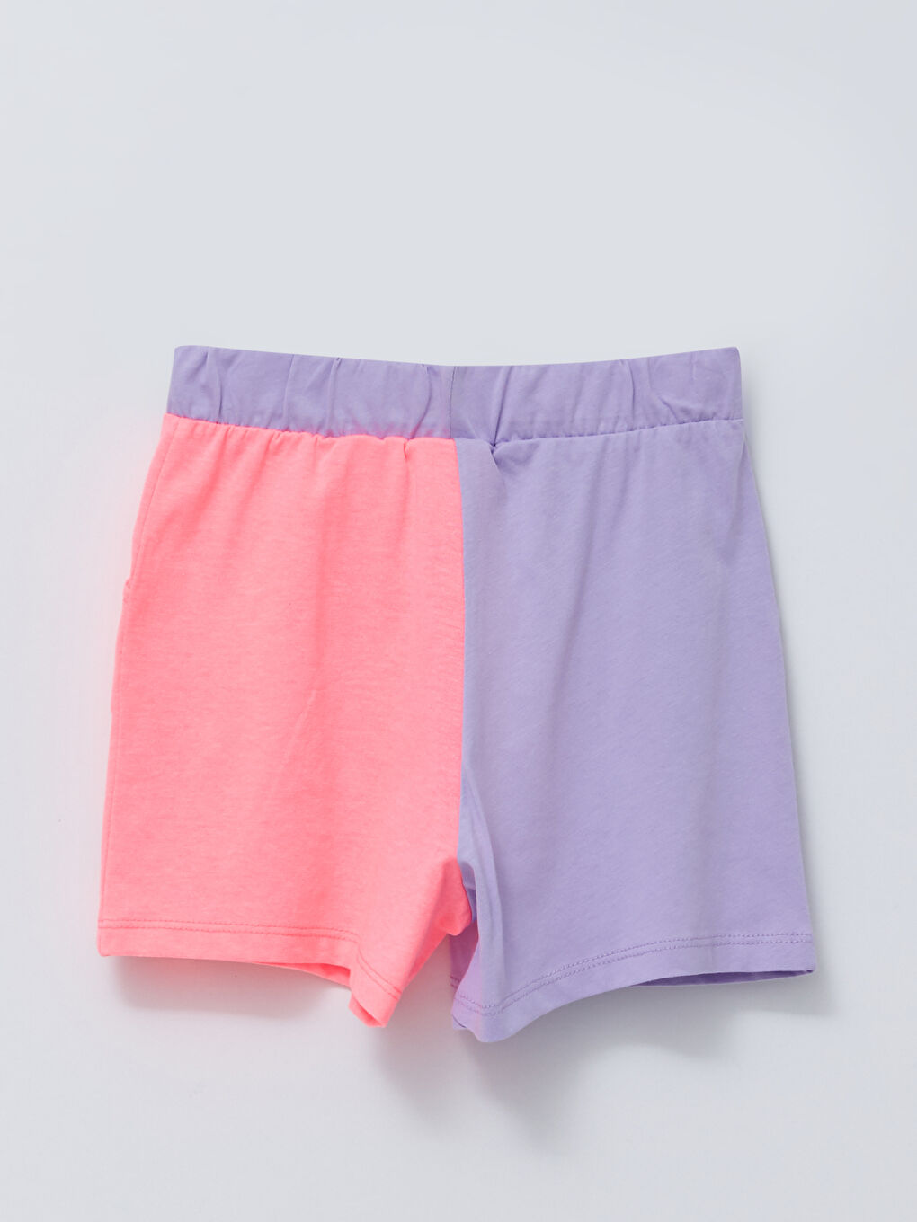 Crew Neck Tweety Printed Short Sleeve Girls T-Shirt and Shorts-3