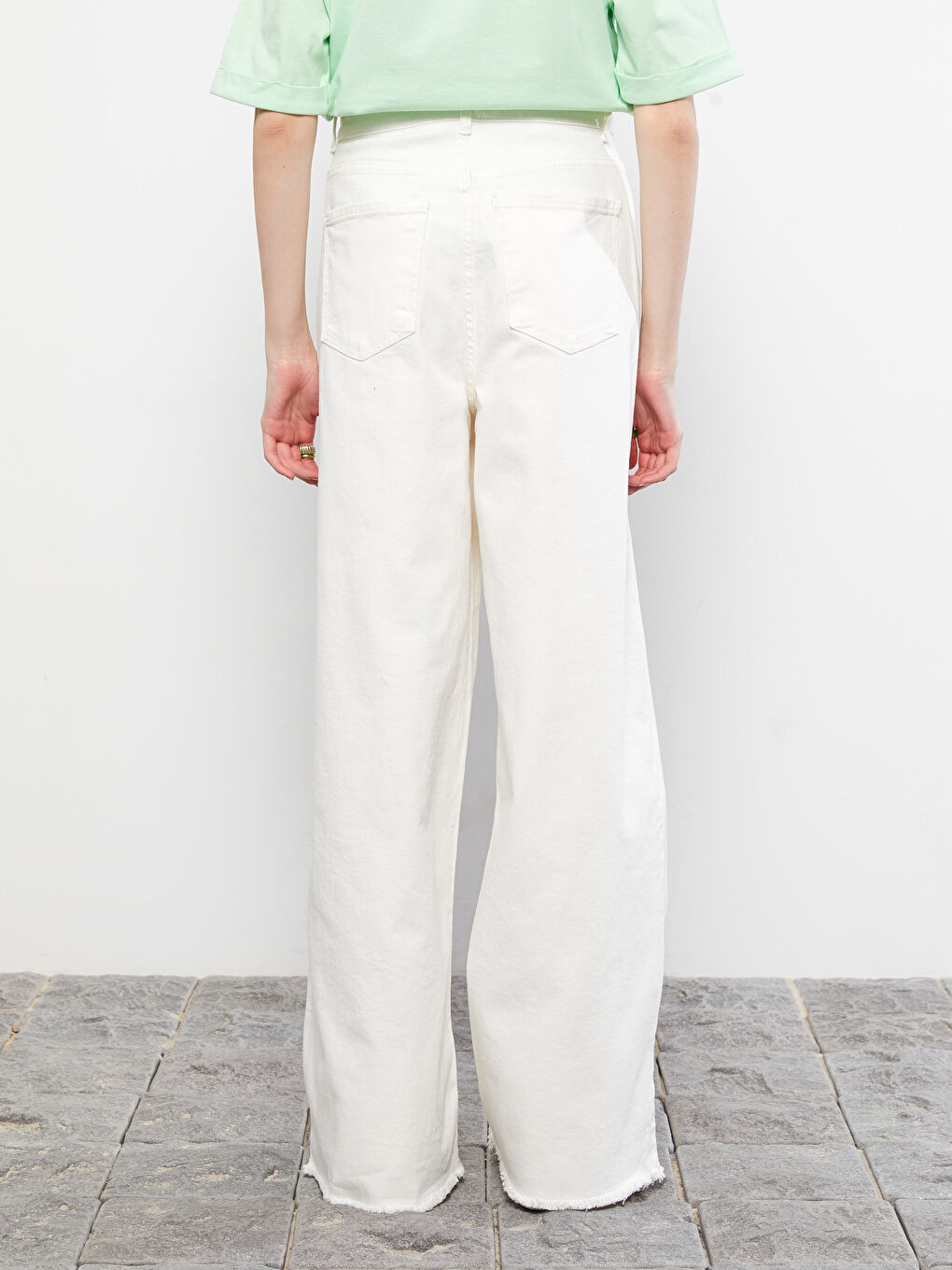 Quecksilber Skinny Fit Damen Jeanshose mit Taschendetail-3