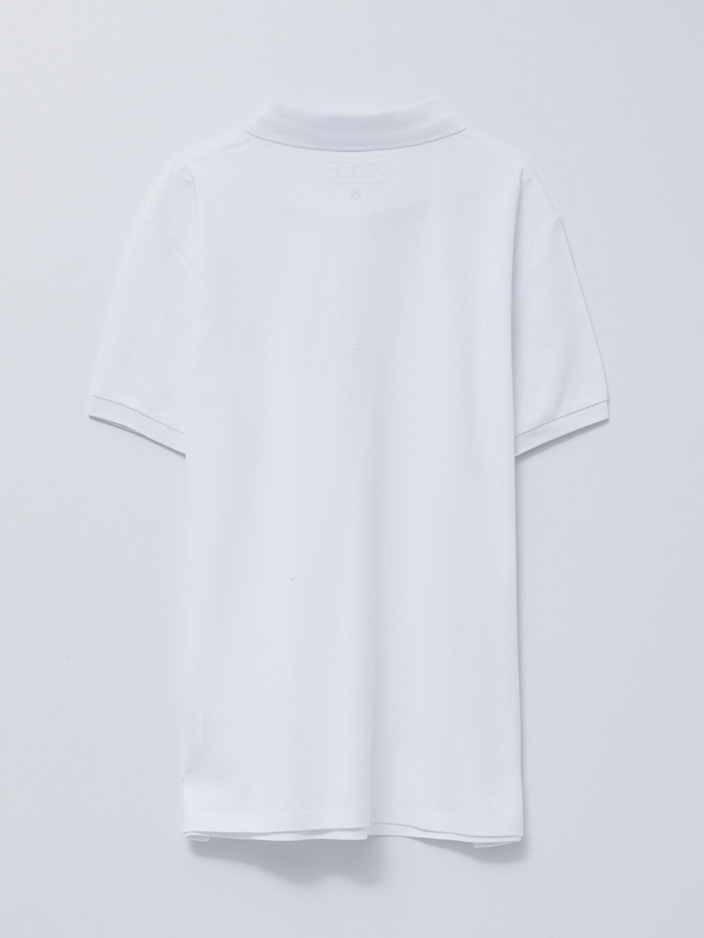 تي شيرت ياقة بولو كم قصير مطرز للرجال-6