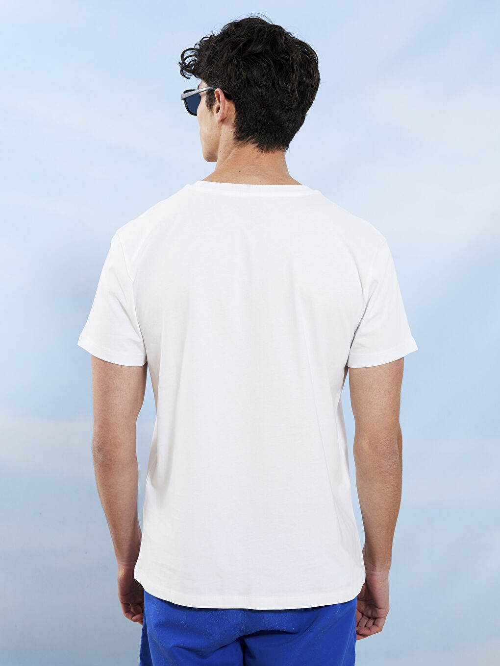 Beyaz Bisiklet Yaka Kısa Kollu Baskılı Penye Erkek Tişört-8