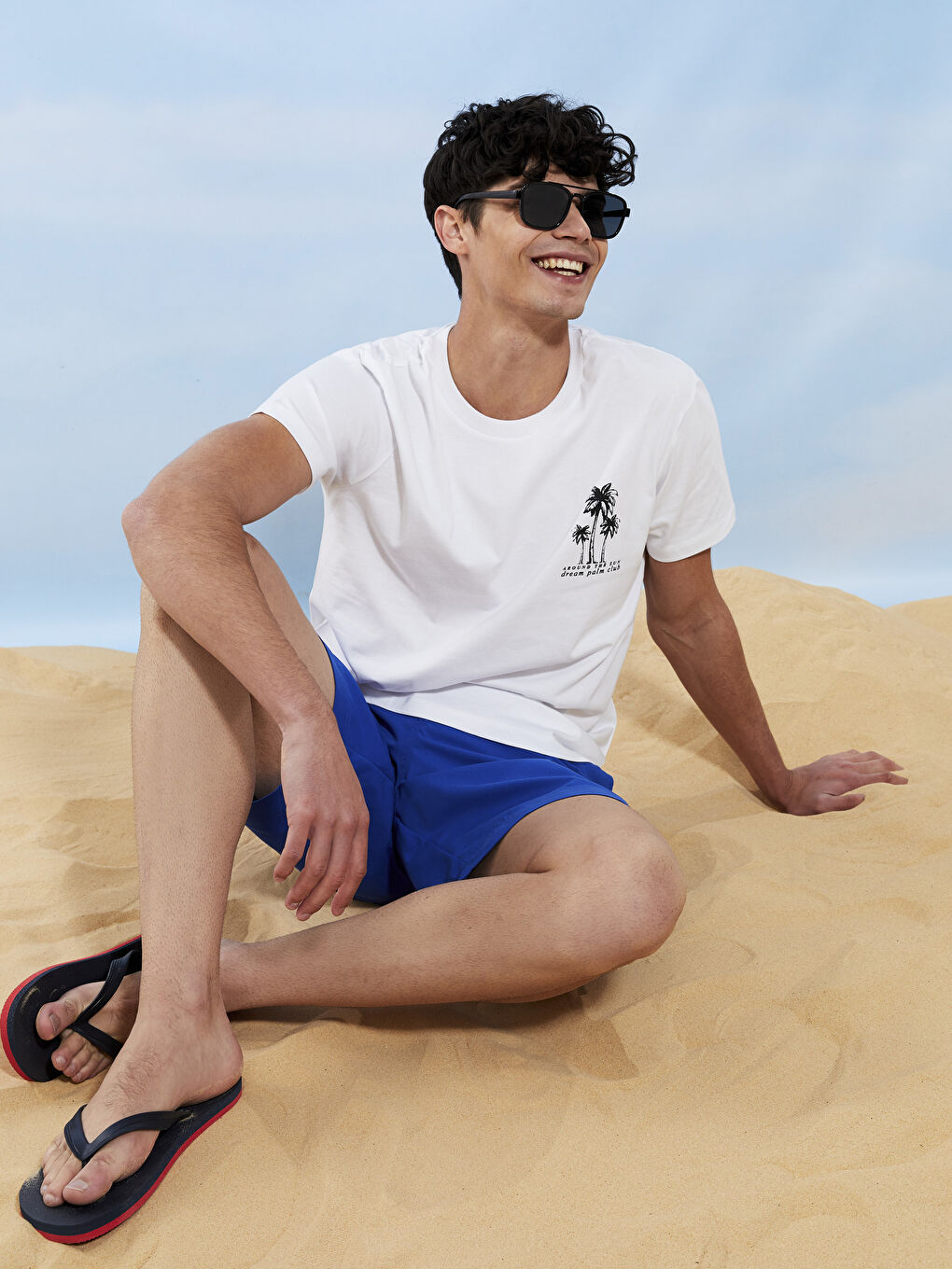 Beyaz Bisiklet Yaka Kısa Kollu Baskılı Penye Erkek Tişört