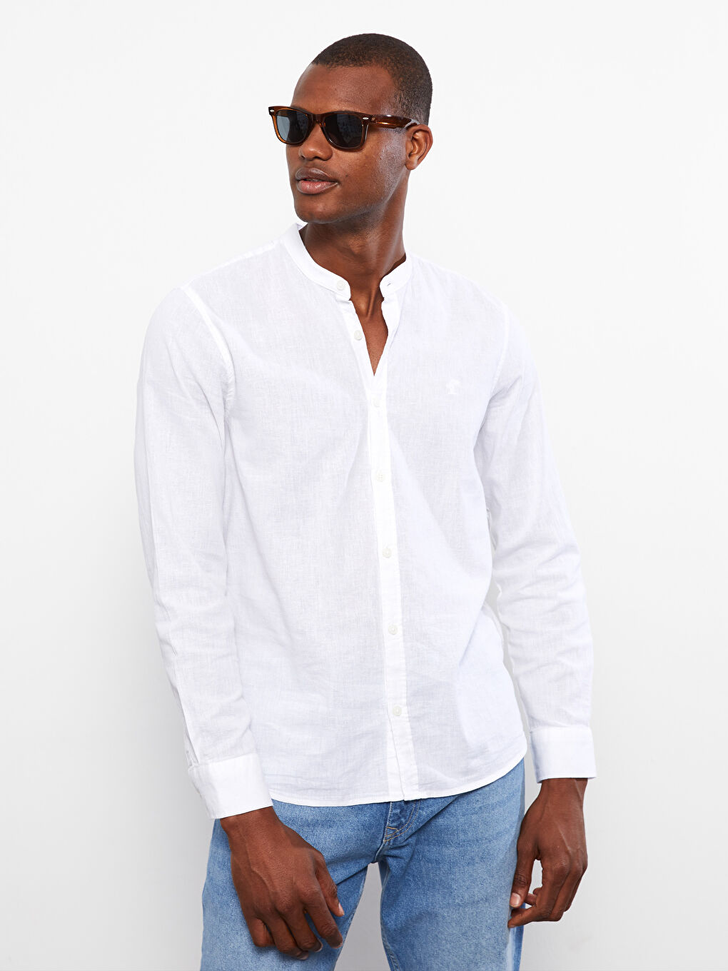 Beyaz Regular Fit Hakim Yaka Uzun Kollu Erkek Gömlek-5