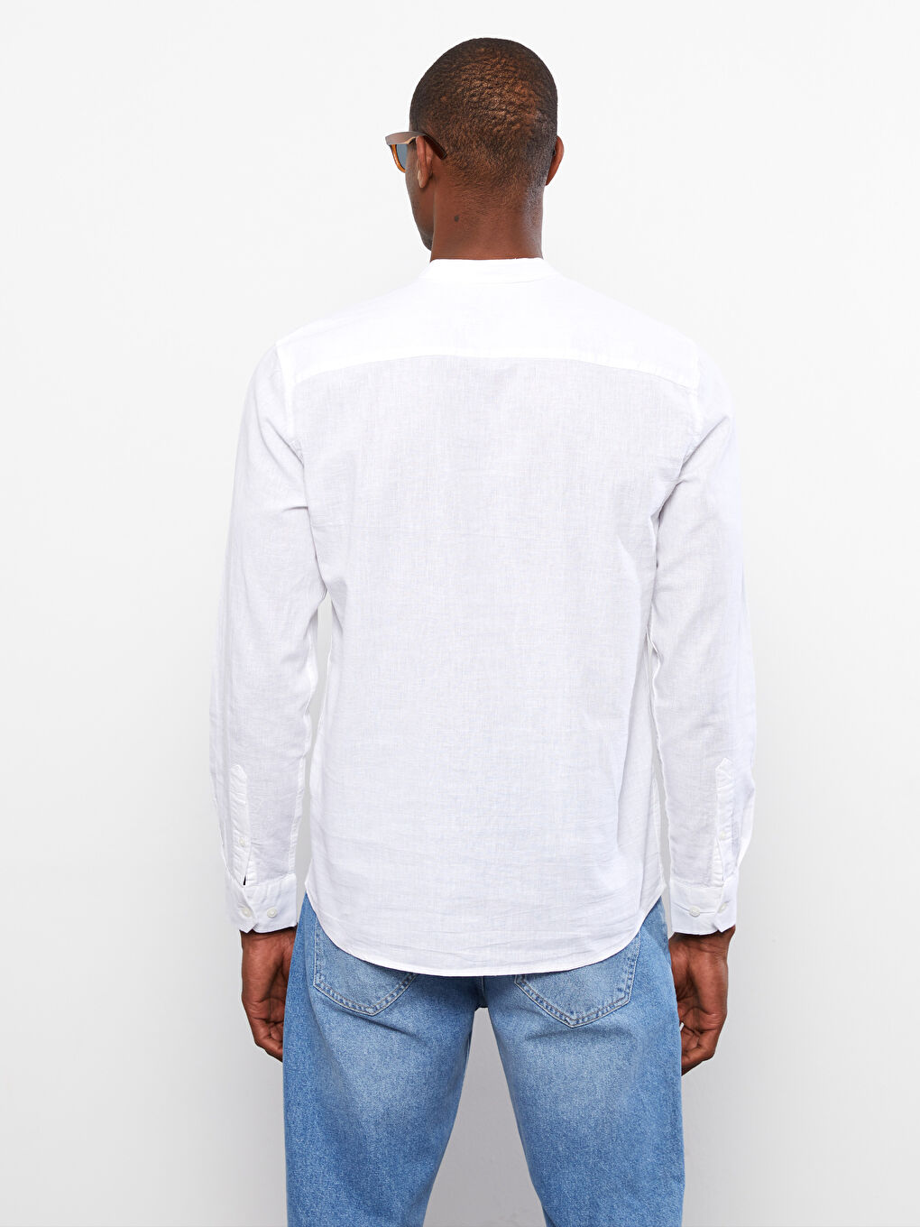 Beyaz Regular Fit Hakim Yaka Uzun Kollu Erkek Gömlek-7