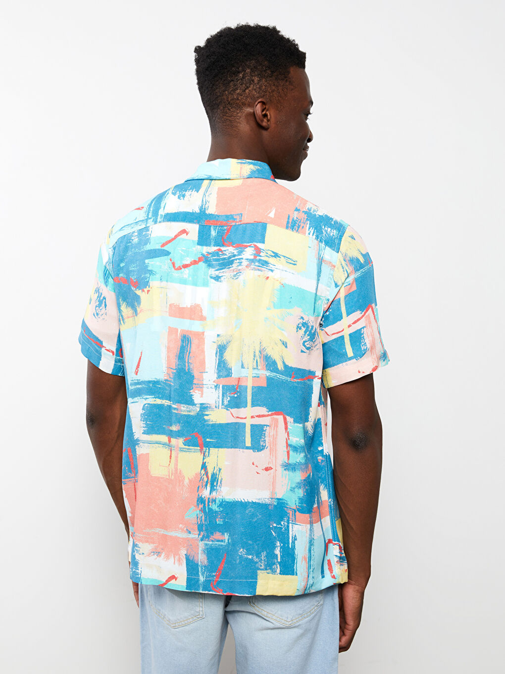 Beyaz Regular Fit Kısa Kollu Desenli Viskon Erkek Gömlek-9