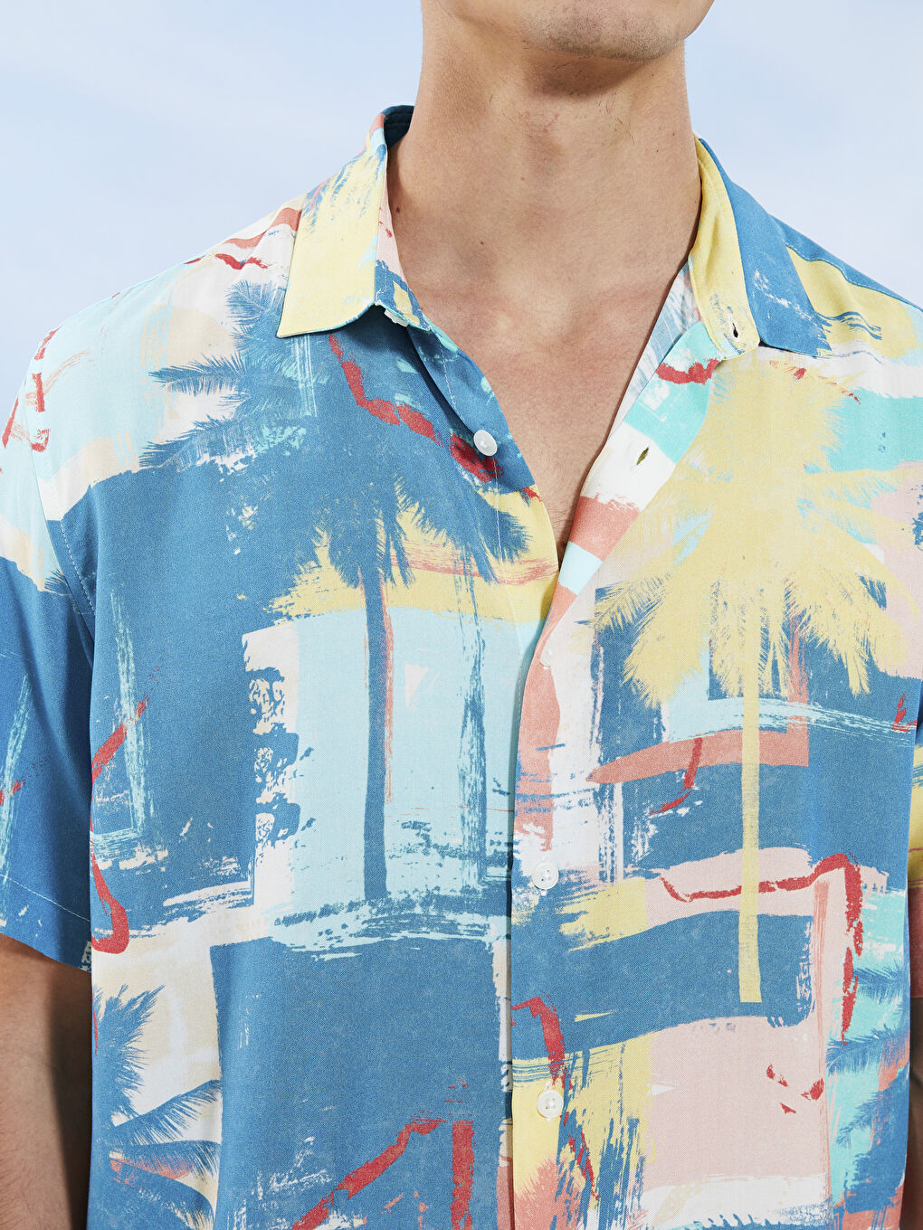 Beyaz Regular Fit Kısa Kollu Desenli Viskon Erkek Gömlek-6