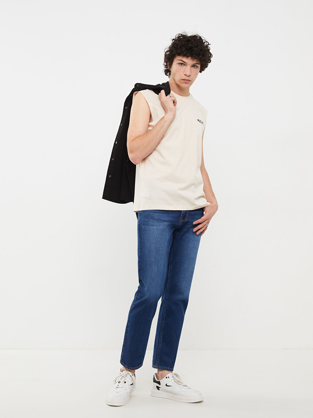 Bej Bisiklet Yaka Baskılı Erkek Kolsuz Tişört-1