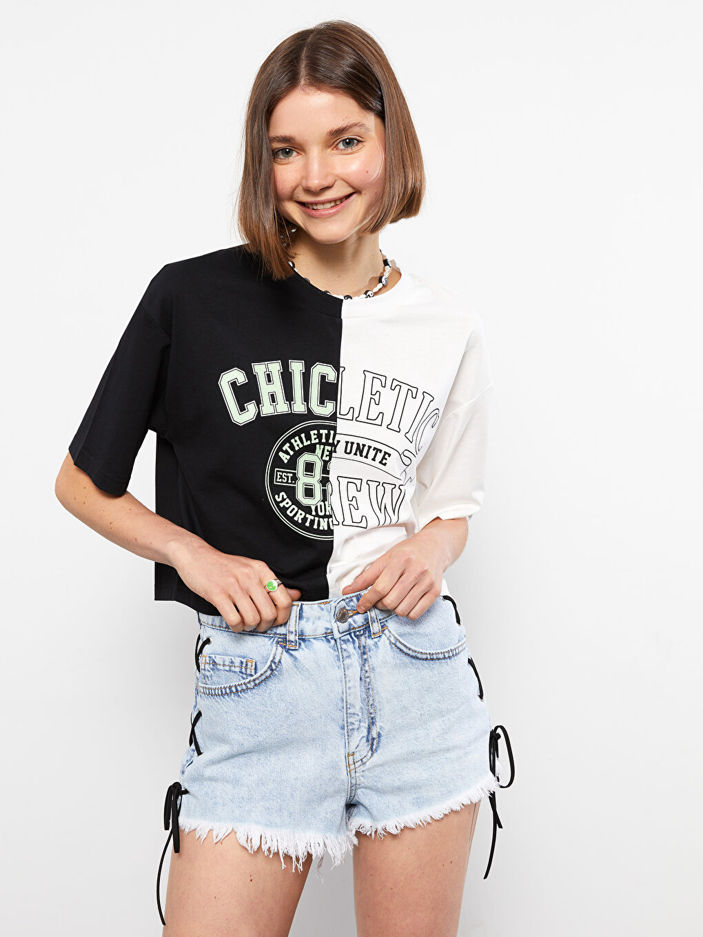 İndigo Yüksek Bel Mom Fit Düz Cep Detaylı Kadın Rodeo Jean Şort-1