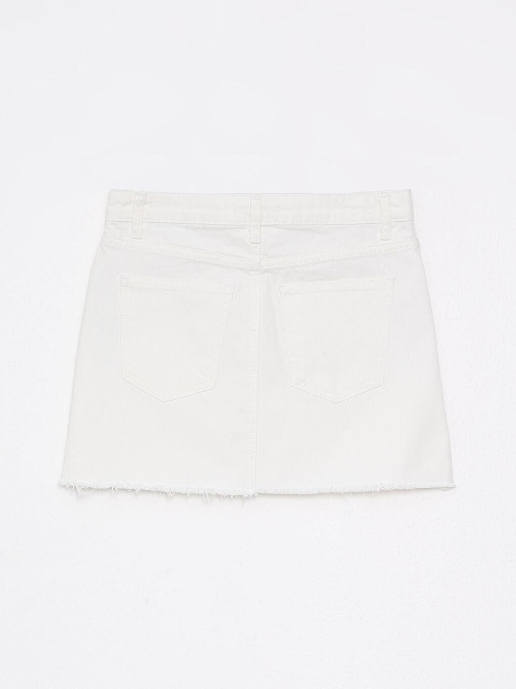 Beyaz Standart Fit Boncuk İşlemeli Cep Detaylı Kadın Jean Etek-6