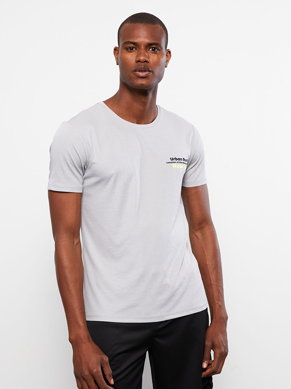 Gri Oversize Bisiklet Yaka Kısa Kollu Baskılı Penye Erkek Tişört-1