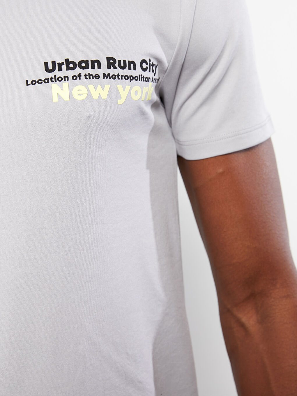 Gri Oversize Bisiklet Yaka Kısa Kollu Baskılı Penye Erkek Tişört-3