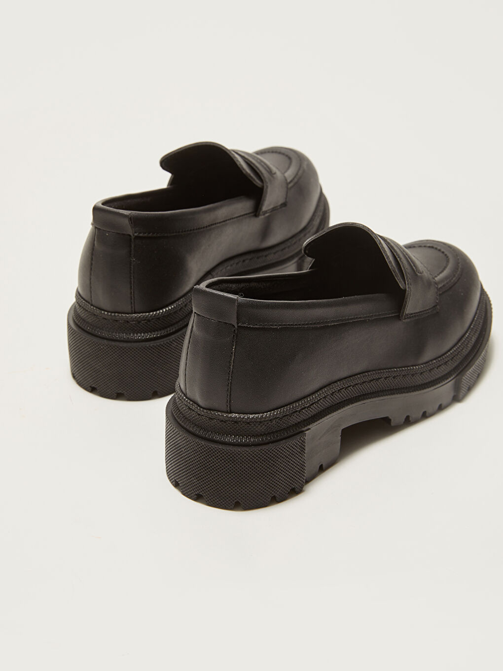 LC WAIKIKI Siyah Kalın Taban Kadın Loafer Ayakkabı - 3