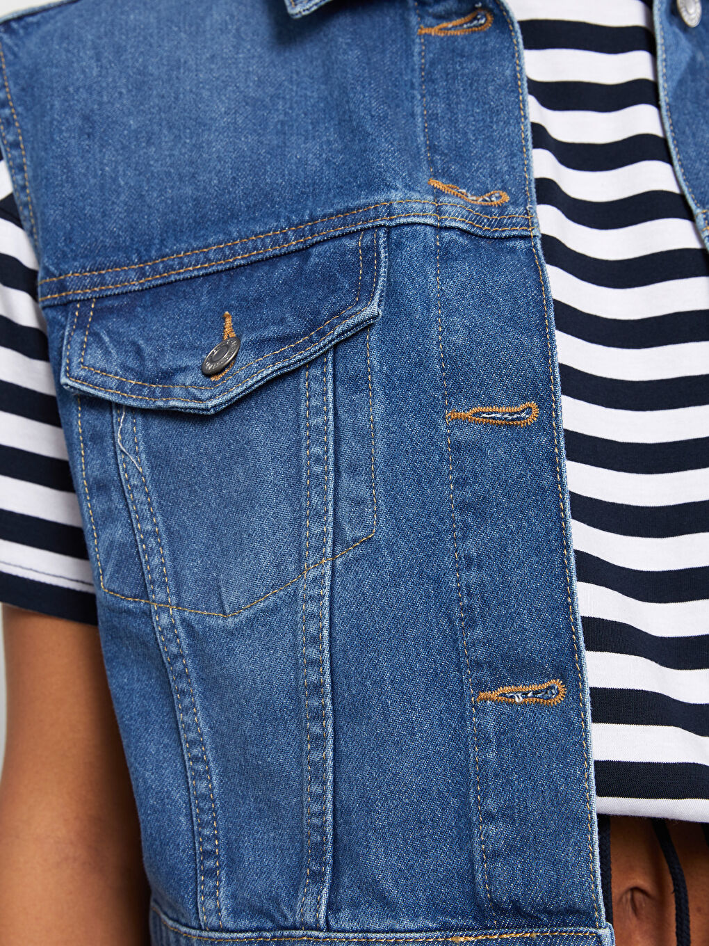 Women Shirt Collar Plain Sustainable Jean Vest-4