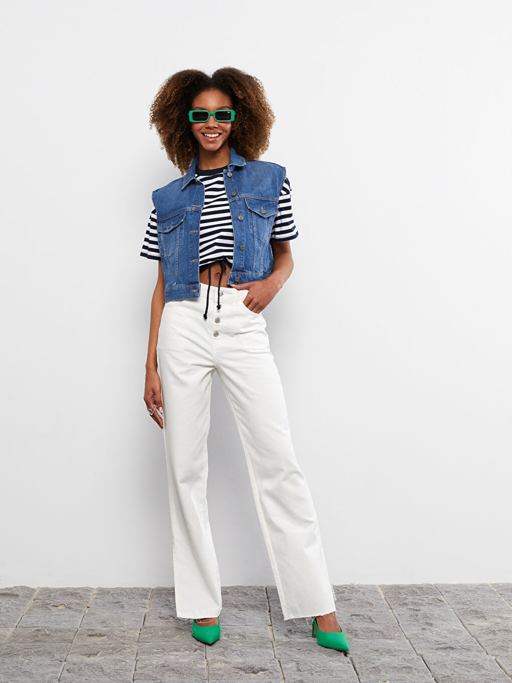 Women Shirt Collar Plain Sustainable Jean Vest-1