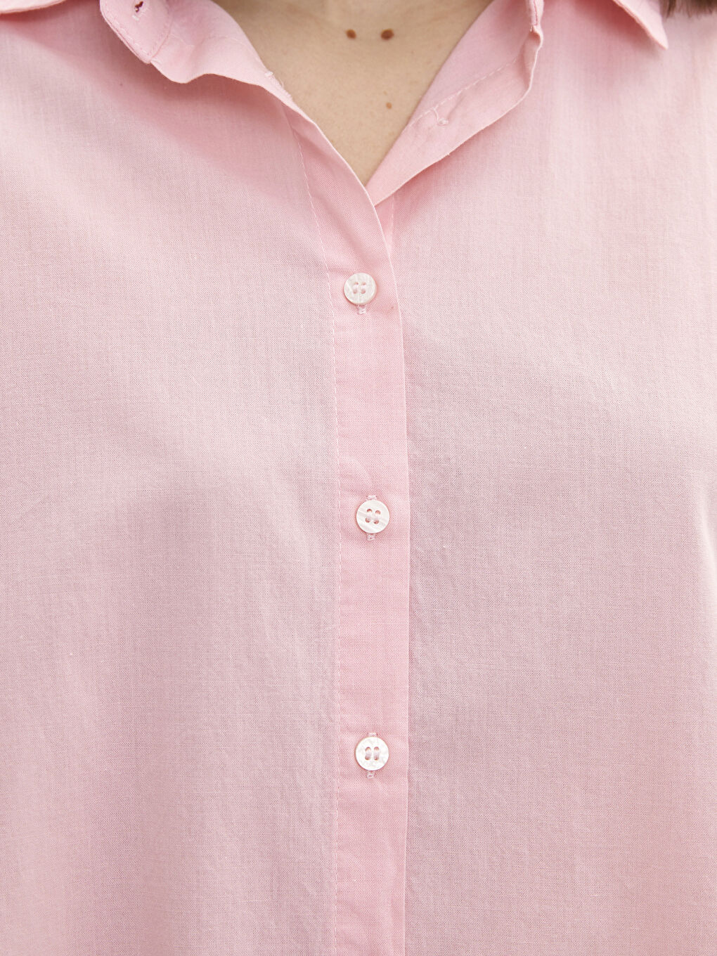 Pembe Önden Düğme Kapamalı Düz Uzun Kollu Poplin Kadın Gömlek-2