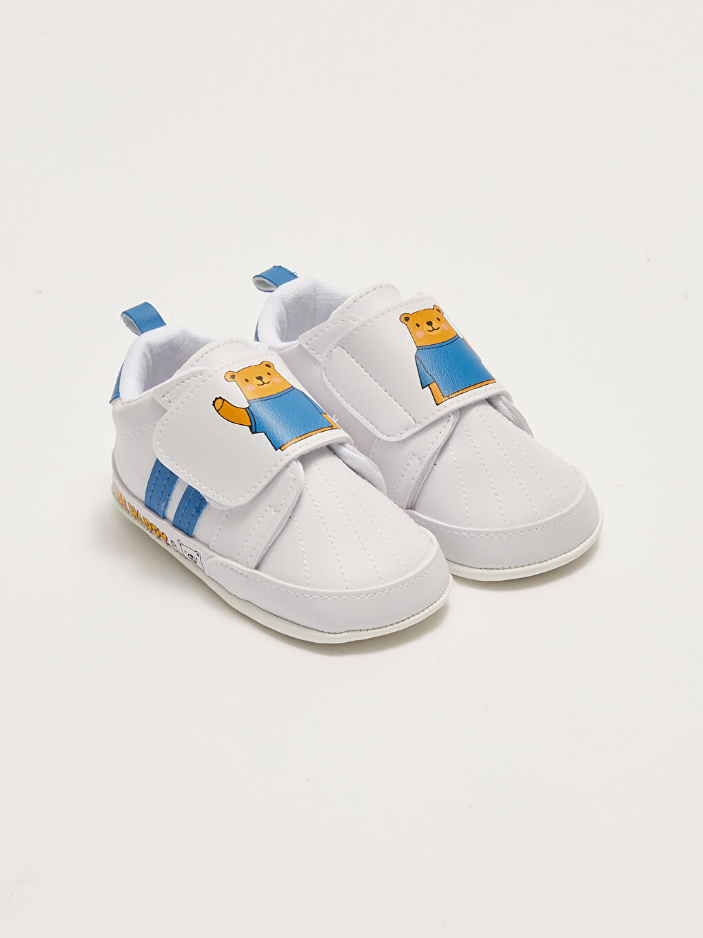 Beyaz Pamuk Astarlı Baskılı Cırt Cırtlı Erkek Bebek Yürüme Öncesi Ev Ayakkabısı