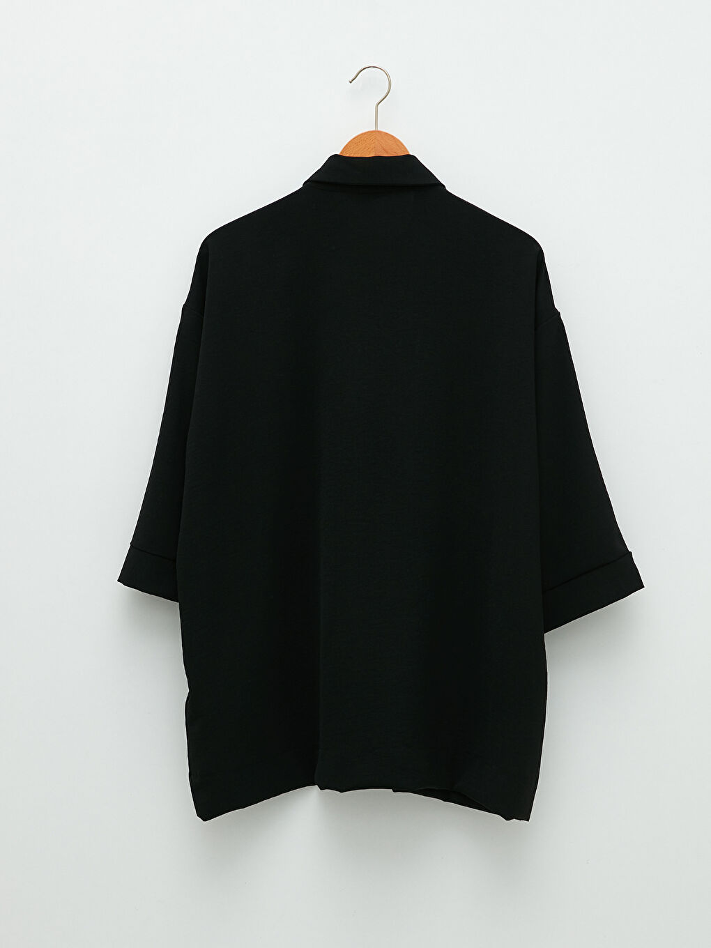 قميص اسود نساء-11