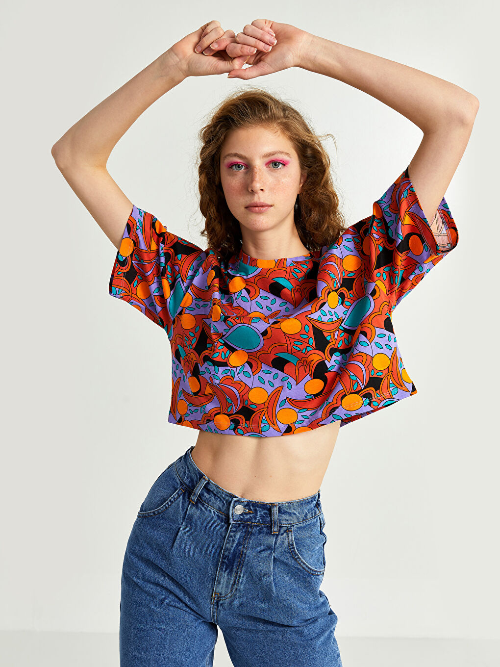Turuncu Bisiklet Yaka Desenli Kısa Kollu Kadın Crop-1