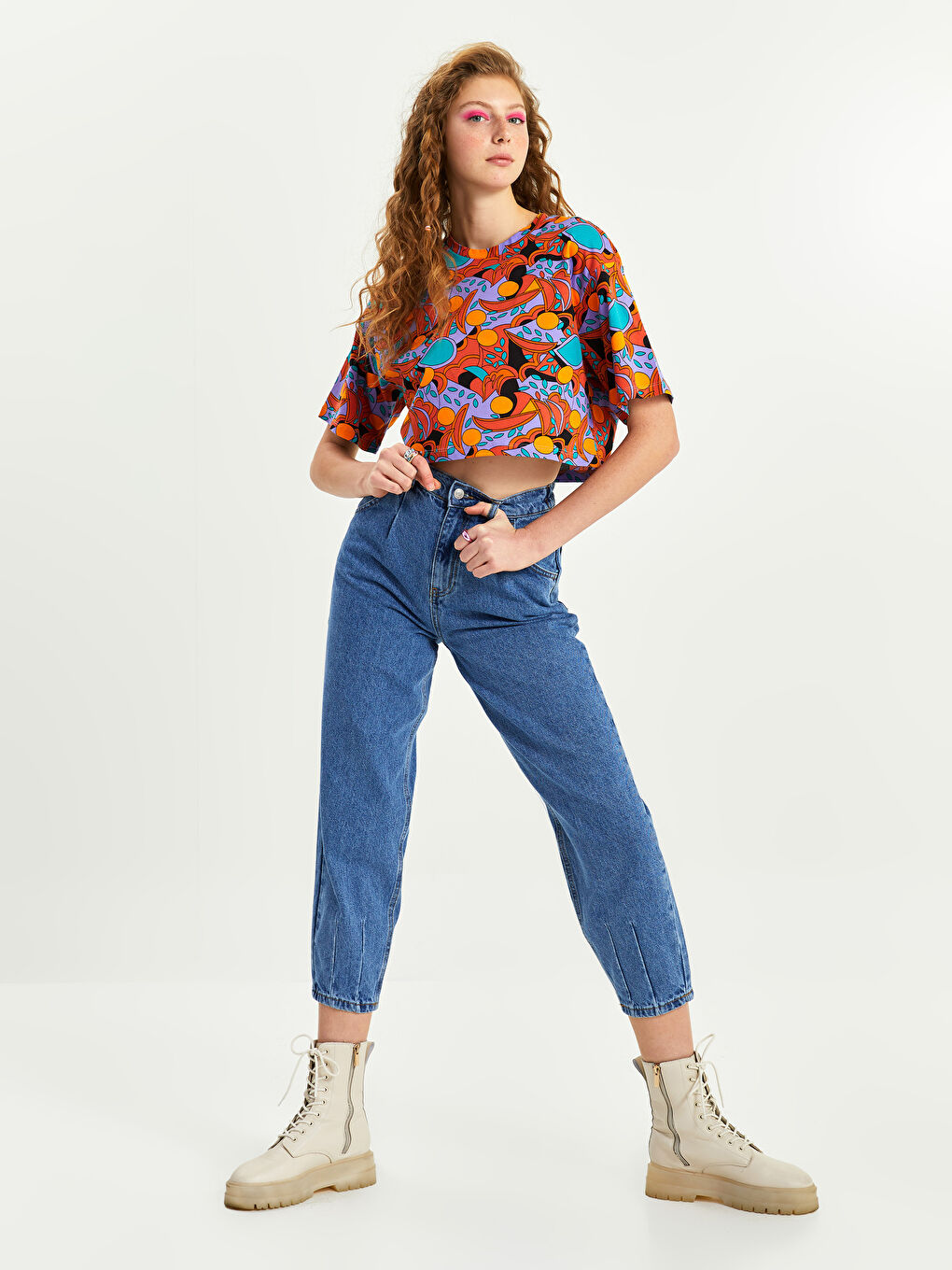 Turuncu Bisiklet Yaka Desenli Kısa Kollu Kadın Crop-3