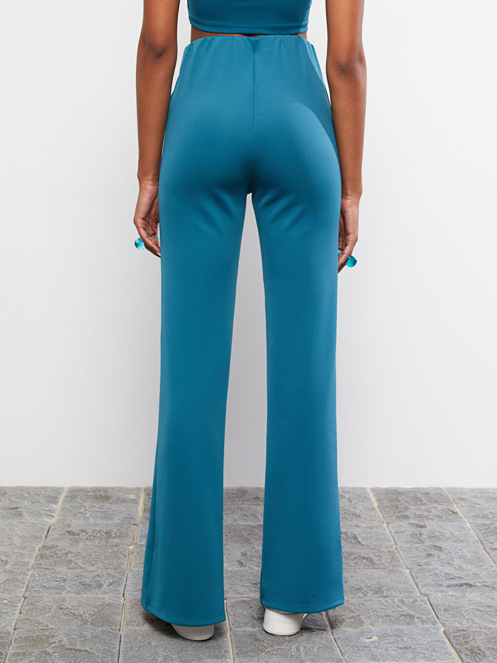 LC Waikiki Comfortable Fit Women's Trousers With Straight Legs Slits -S2H906Z8-HPS