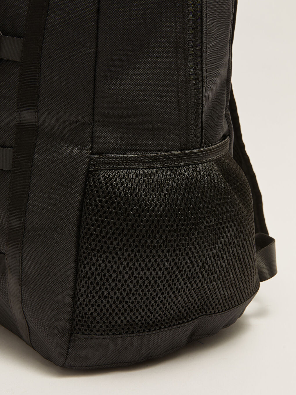 Рюкзак для мужчин с кружевными деталями-4