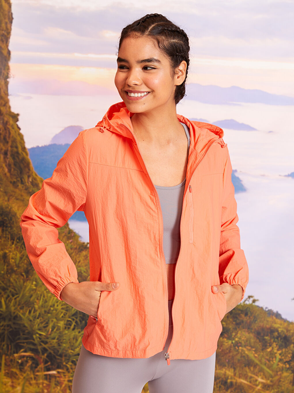 Mercan Kapüşonlu Düz Uzun Kollu Kadın Outdoor Yağmurluk-1