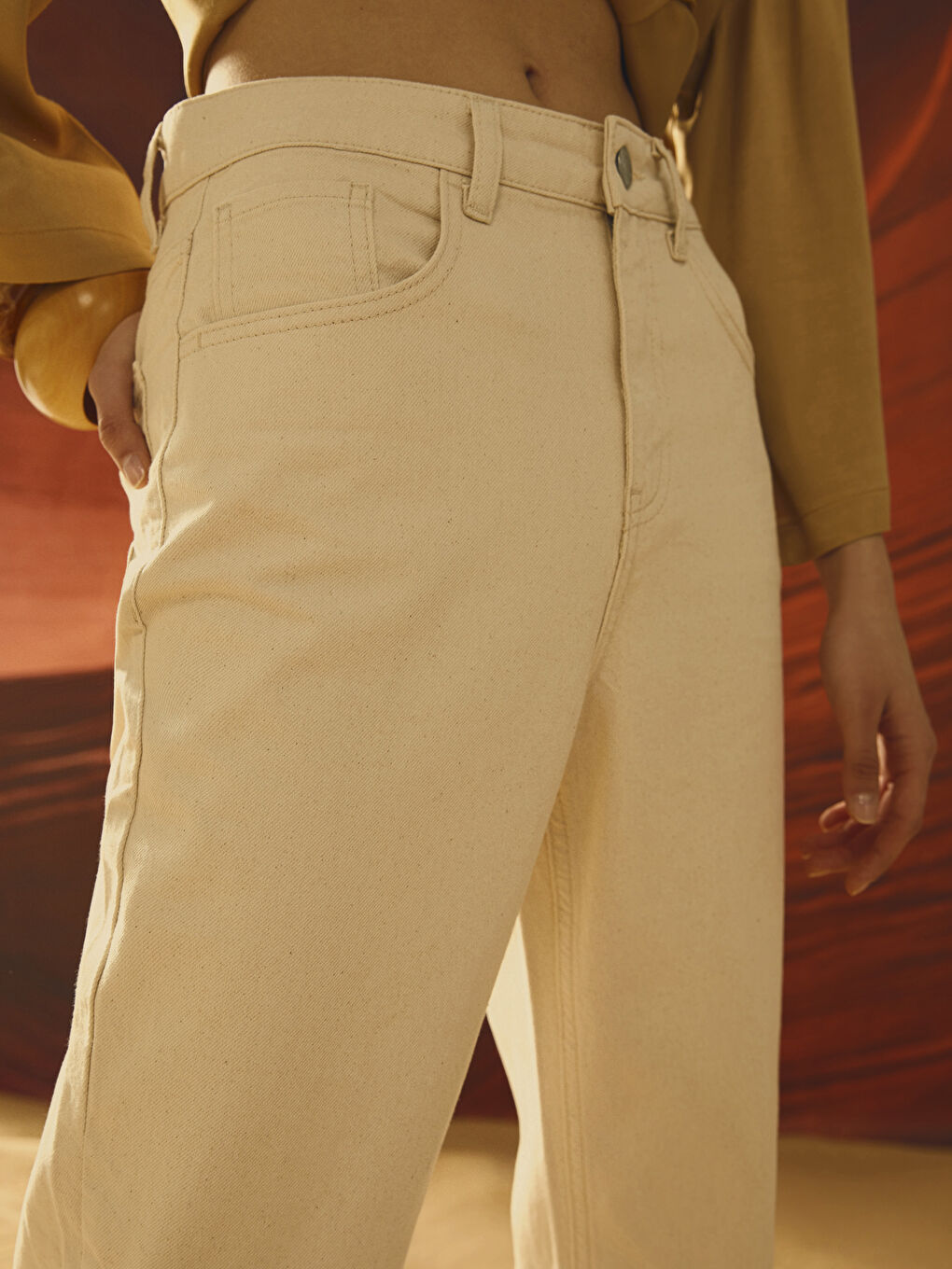 High Waisted Standard Fit Regular Pocket Detailed Women's Denim Trousers-6