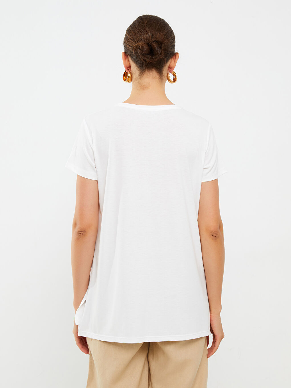 Ekru Bisiklet Yaka Baskılı Kısa Kollu Kadın Tişört-7