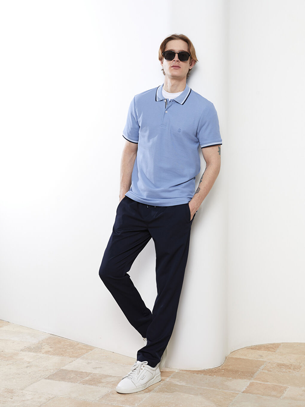 Футболка мужская с коротким рукавом и воротником поло-3