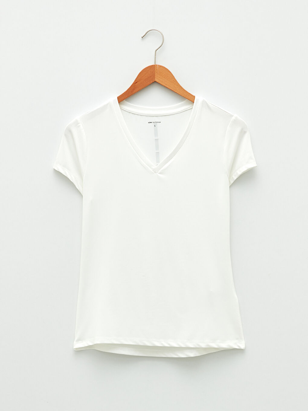 Beyaz V Yaka Baskılı Kısa Kollu Kadın Outdoor Tişört-5
