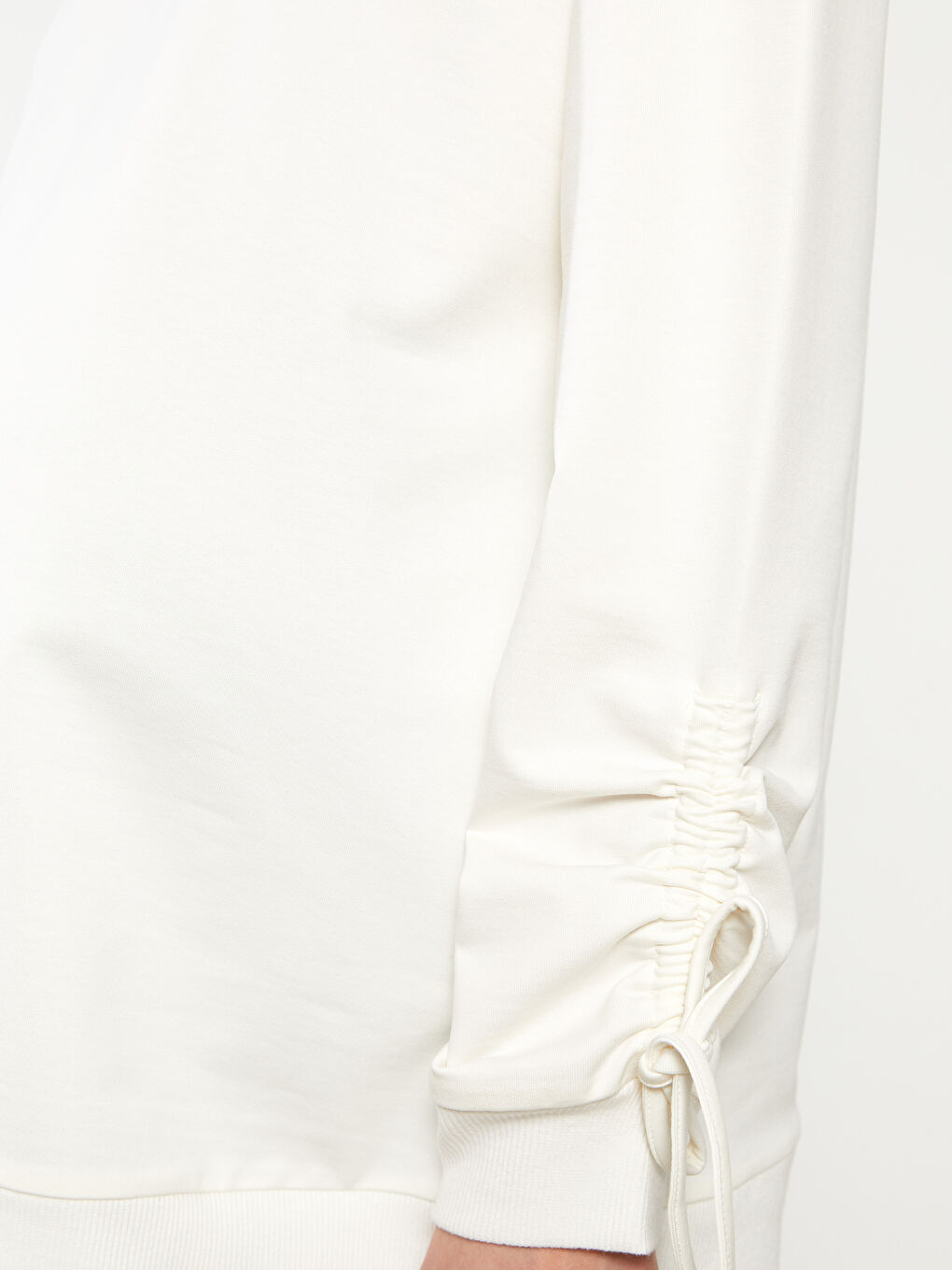 Crew Neck Plain Maternity Sweatshirt-2