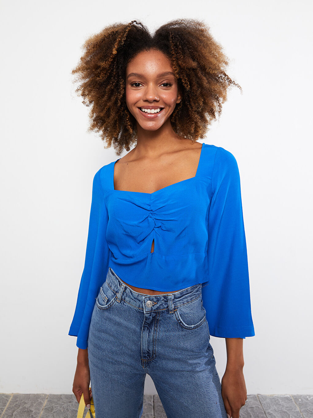 Mavi Kalp Yaka Düz Uzun Kollu Viskon Kadın Bluz-2