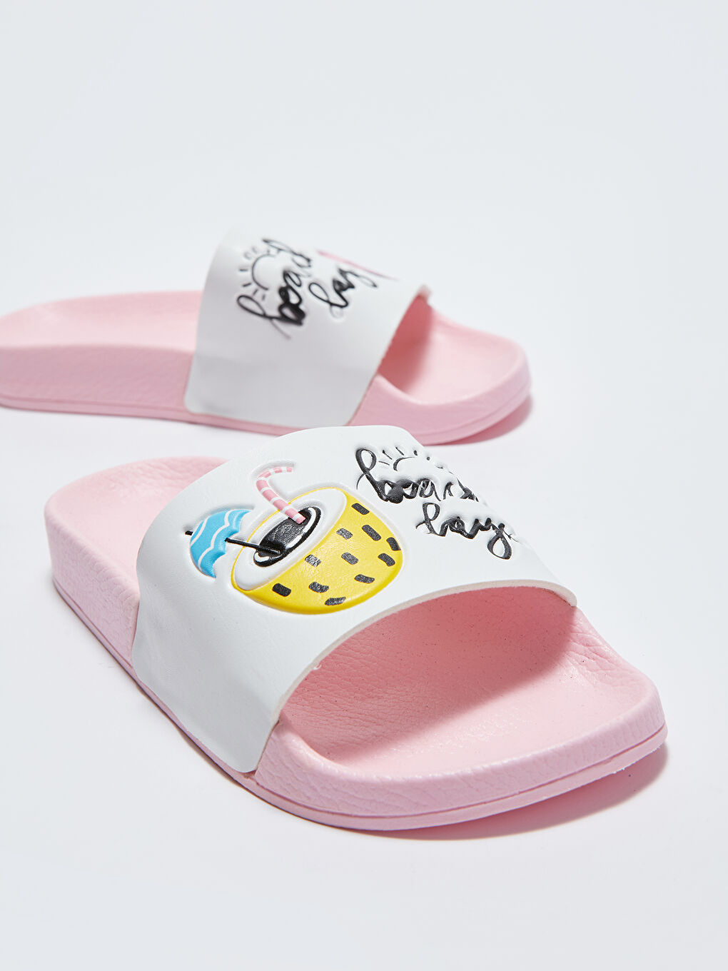 Printed Single-Strap Girls' Slippers-3