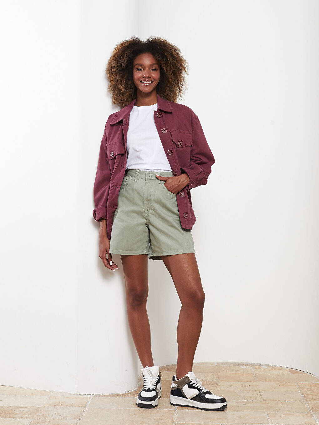 High Waist Standard Fit Straight Pocket Detailed Women's Jean Shorts -S2HD03Z8-S5F
