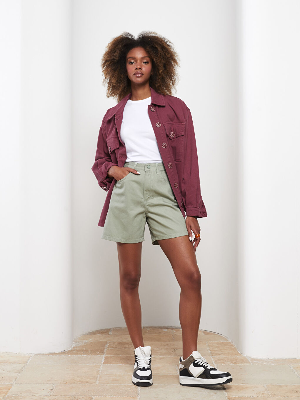 High Waist Standard Fit Straight Pocket Detailed Women's Jean Shorts -S2HD03Z8-S5F
