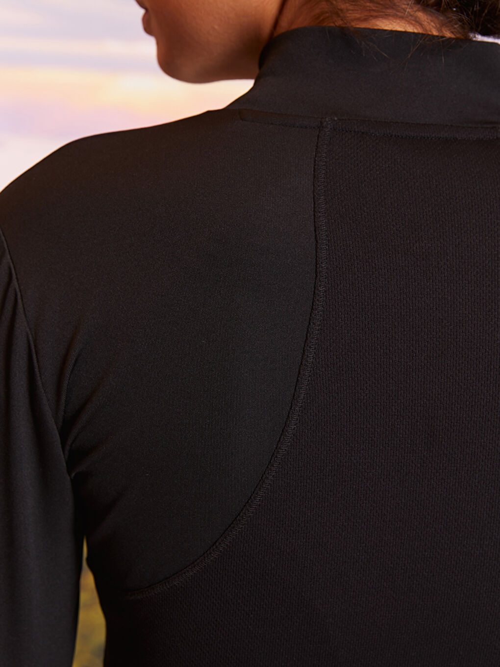 Siyah Dik Yaka Düz Uzun Kollu Kadın Outdoor Hırka-3