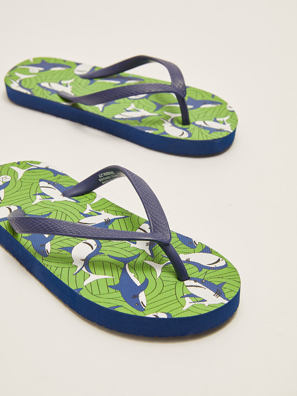 Yeşil Baskılı Parmak Arası Erkek Çocuk Plaj Terliği-2