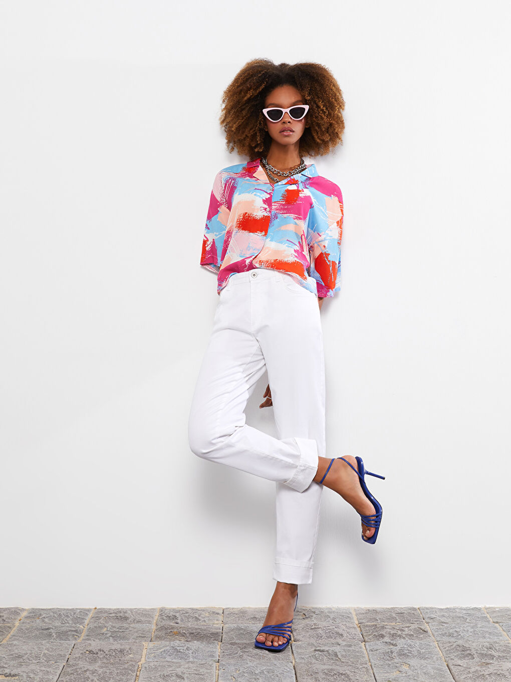 Chemise pour Femmes à Fermeture Boutonnée sur le Devant Imprimée à Manches Courtes en Viscose-3