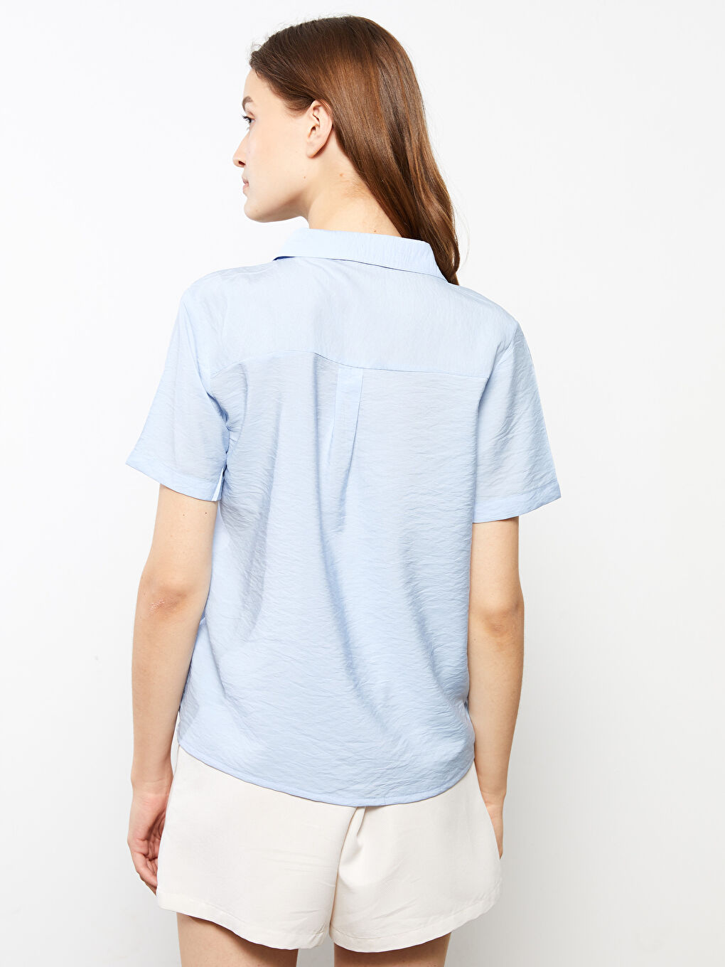 LCWAIKIKI Classic Shirt Collar Plain Short Sleeve Crepe Fabric Women's Blouse -S2HE03Z8-G9Q