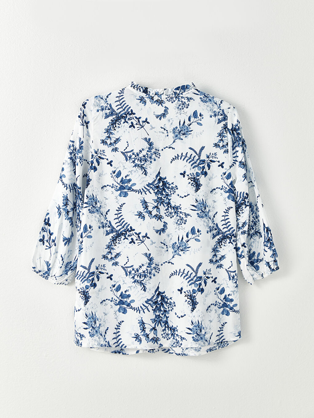 قميص نسائي فيسكوز بياقة بشق مطبوع بأكمام طويلة-6