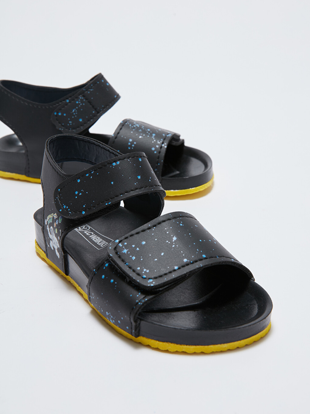 Printed Hook And Loop Boys' Sandals-2
