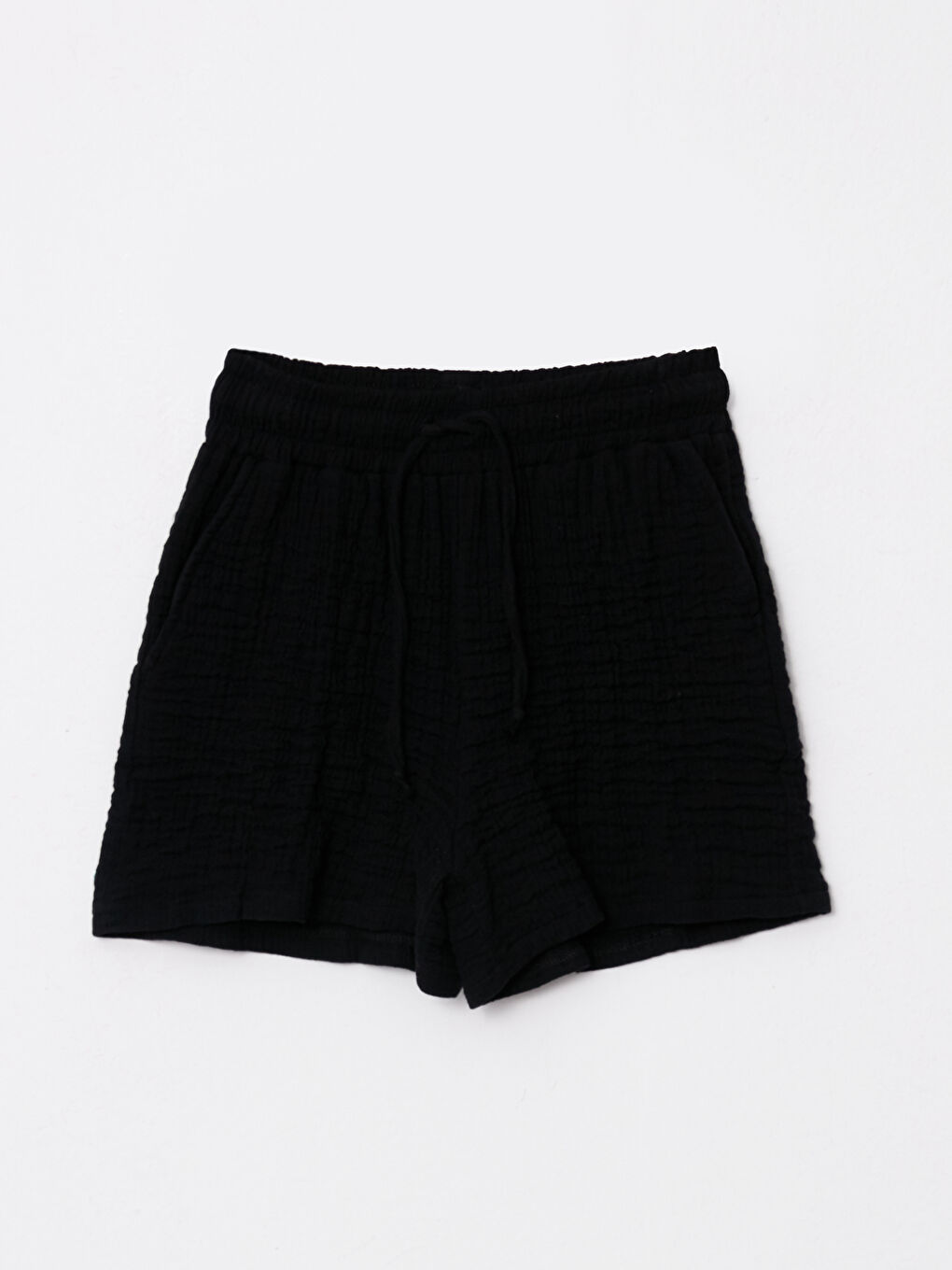 Siyah Beli Lastikli Standart Fit Düz Cep Detaylı Kadın Şort-5