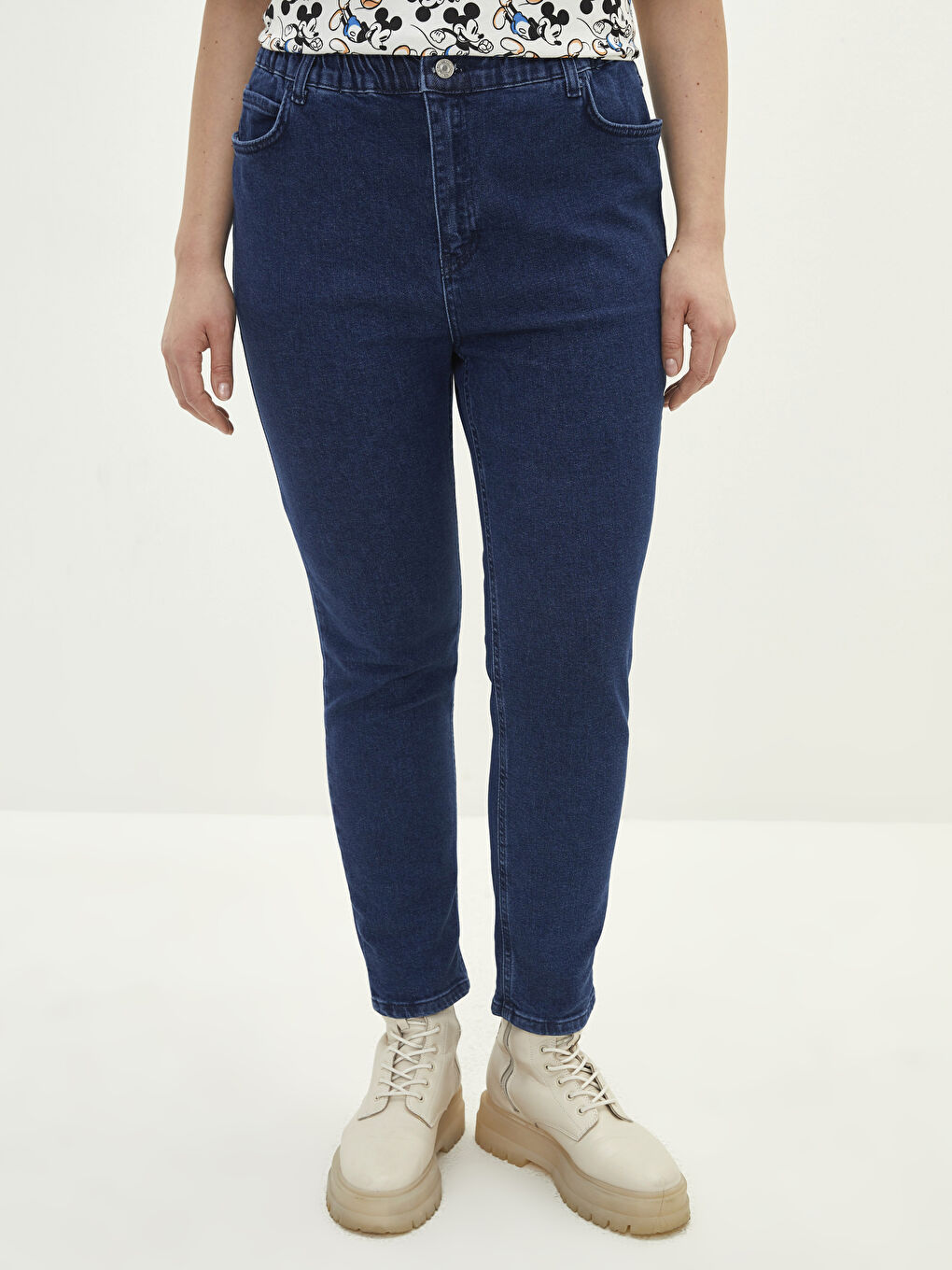 İndigo Büyük Beden Beli Lastikli Cep Detaylı Kadın Rodeo Jean Pantolon-2