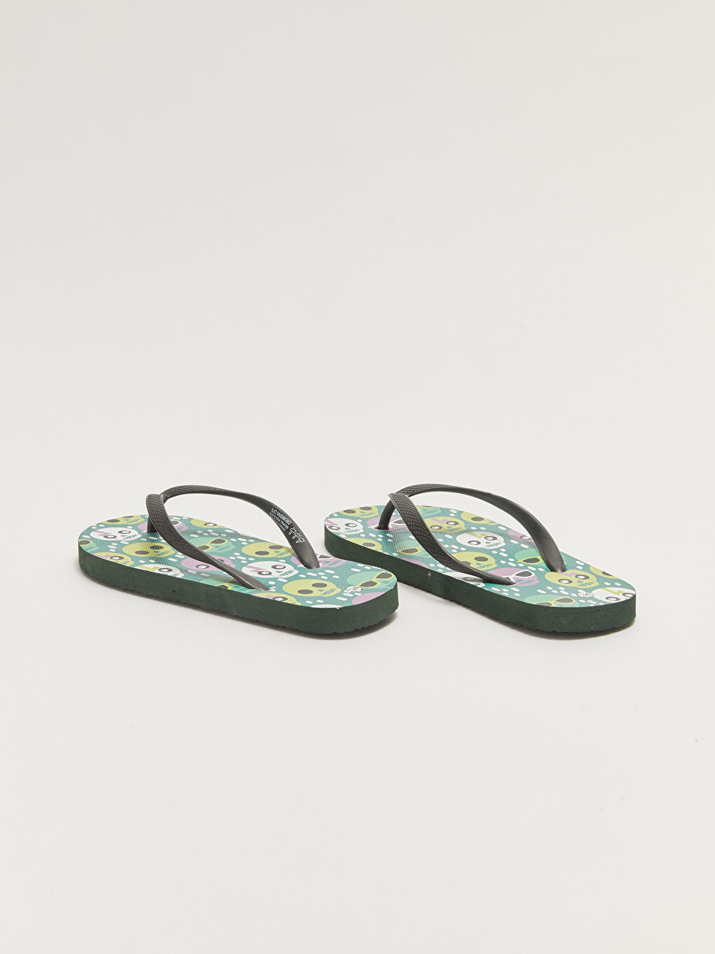 Yeşil Baskılı Parmak Arası Erkek Çocuk Plaj Terliği-4
