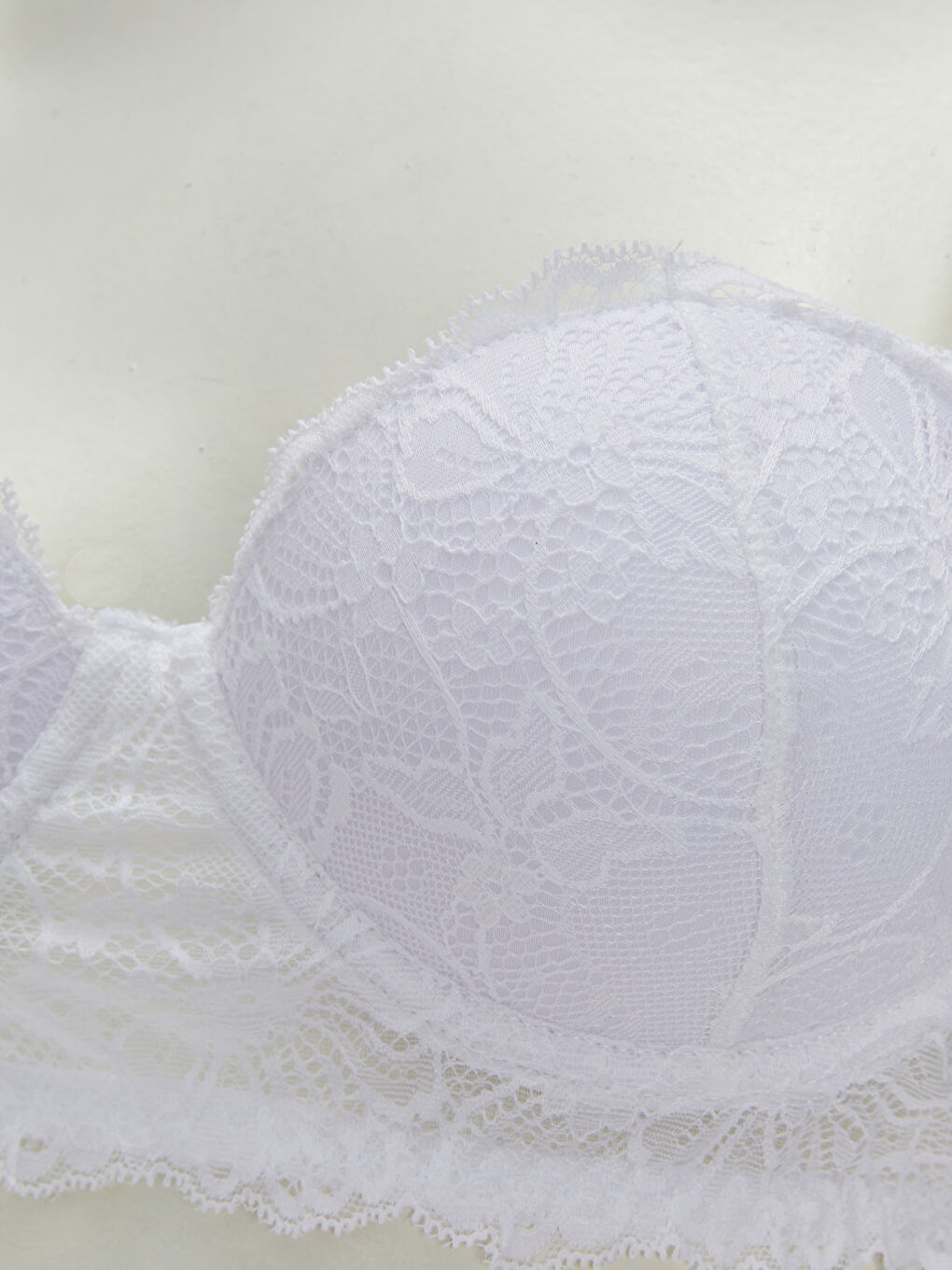 Beyaz Balenli Yarım Dolgulu Dantelli Fantezi Balkonet Sütyen-2