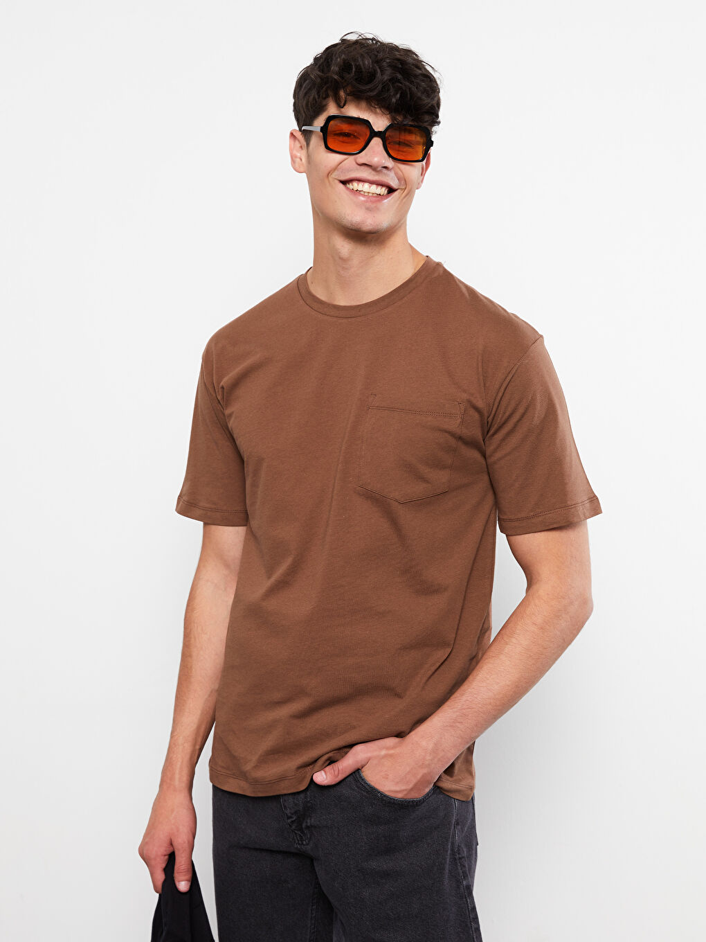 Kahverengi Tişört-1