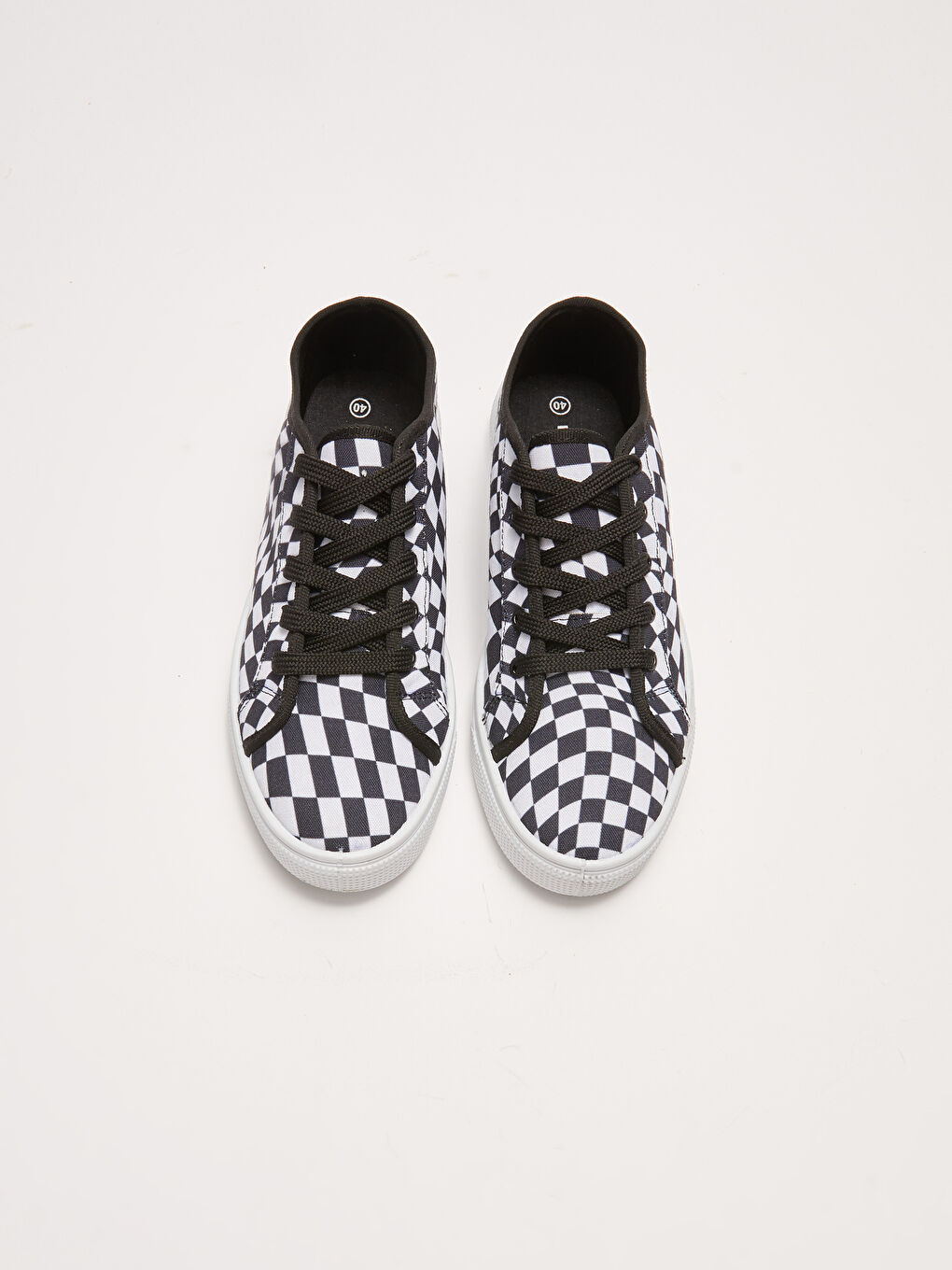 Siyah Dama Desenli Bağcıklı Kadın Spor Ayakkabı-5