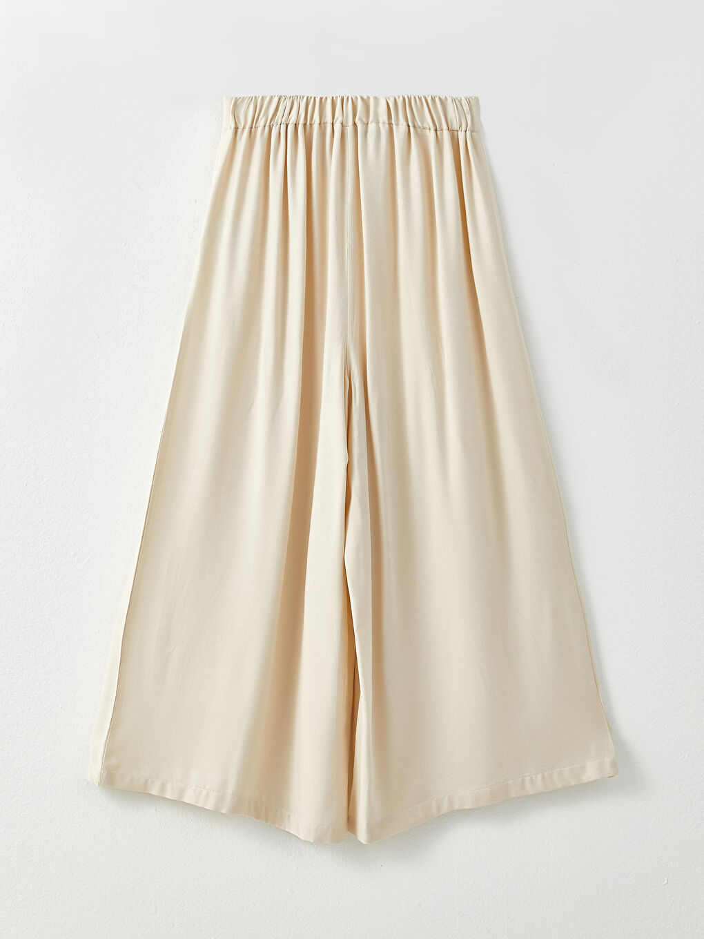 Bej Beli Lastikli Rahat Kalıp Düz Gabardin Kadın Kapri-6